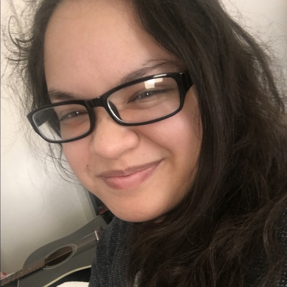 Meet your Posher, Clarissa